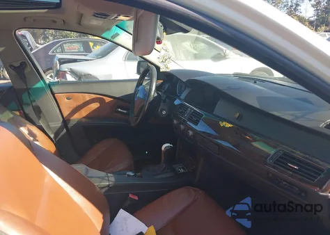 2006 BMW 525Xi из США, поврежденный, VIN WBANF33516CS34455